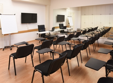 Prenota uno spazio per conferenze affidabile a Milano di 70 m², Viale Monte Santo 5 - 3 | MatchOffice.it