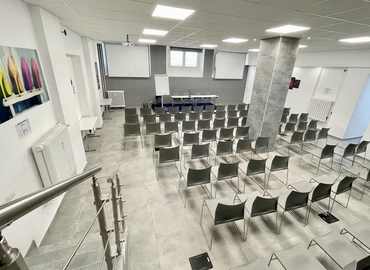 Scegli un centro conferenze accogliente a Milano di 70 m², Viale Monte Santo 5 - 14 | MatchOffice.it