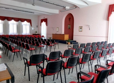 350 m² Conference room in Catania, Viale Odorico da Pordenone (95126) - 0 | MatchOffice