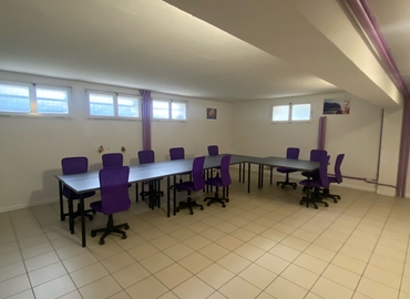 Prenota uno spazio per conferenze affidabile a Bologna di 50 m², Via Alfieri Maserati - 3 | MatchOffice