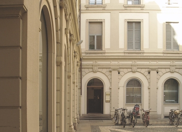 Office Via Monte Napoleone 8 20121 Milan