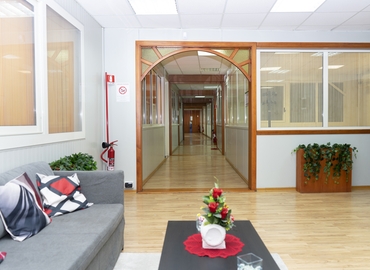 30 m² Business space in Naples, Via Eleonora Duse 26 (80126) - 6 | MatchOffice.com