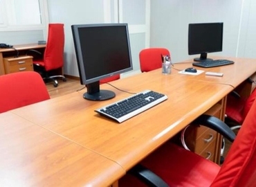 Trova ufficio coworking comodo a Napoli di 18 m², Via Eleonora Duse 26 - 6 | MatchOffice.it