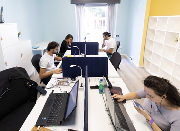 Spazi per uffici poco costosi disponibili per l'affitto a Napoli di 130 m², Via Leonardo Da Vinci 31 - 2 | MatchOffice.it