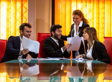 Scegli una sala riunioni affidabile a Napoli di 58 m², Via Eleonora Duse 26 - 5 | MatchOffice