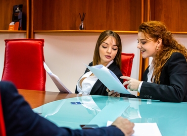 Affitta una sala conferenze accogliente a Napoli di 58 m², Via Eleonora Duse 26 - 8 | MatchOffice