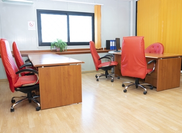 27 m² Business office for rent in Naples, Via Eleonora Duse 26, 80126  - 3 | MatchOffice.com