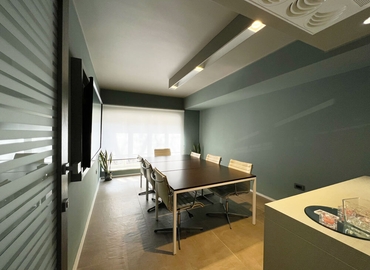 Affitta un centro conferenze affidabile a Cagliari di 80 m², Viale Regina Margherita - 11 | MatchOffice.it