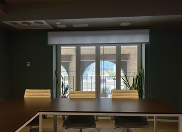 Prenota uno spazio per conferenze affidabile a Cagliari di 80 m², Viale Regina Margherita - 12 | MatchOffice.it