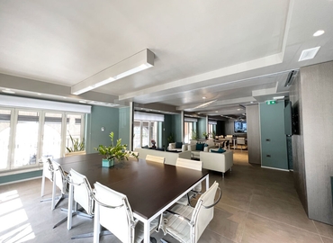 Prenota un centro conferenze accogliente a Cagliari di 80 m², Viale Regina Margherita - 14 | MatchOffice.it