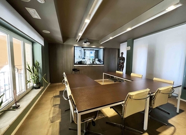 Scegli una sala riunioni affidabile a Cagliari di 80 m², Viale Regina Margherita - 17 | MatchOffice.it