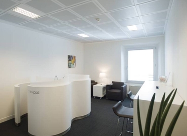 Affitta una sala riunioni accogliente a Milano di 15 m², Via Roberto Lepetit 8/10 - 10 | MatchOffice