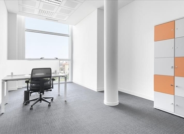 30 m² Coworking  in Milan, Via Benigno Crespi 19 (20159) - 4 | MatchOffice.com