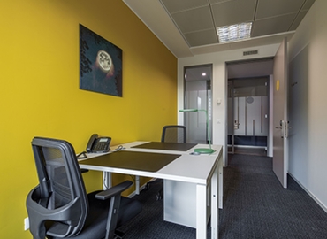 Business center disponibili per l'affitto a Municipio IX di 70 m², Viale Giorgio Ribotta 11 - 14 | MatchOffice.it