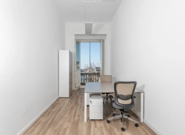 26 m² Convention center in Cagliari, Viale Trieste 124 (09122) - 3 | MatchOffice.com