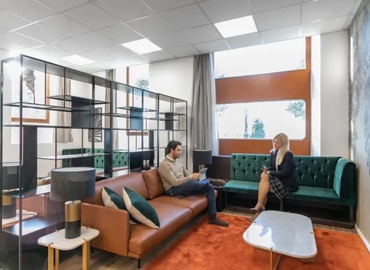 Prenota una sala conferenze affidabile a Cagliari di 26 m², Viale Trieste 124 - 4 | MatchOffice.it