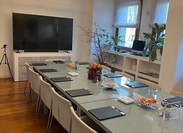 Scegli una sala riunioni accogliente a Milano di 40 m², Viale Bianca Maria - 4 | MatchOffice.it