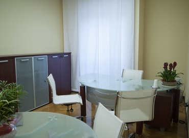 Uffici e spazi aziendali da affittare a Milano di 40 m², Piazza IV Novembre 4 - 9 | MatchOffice.it