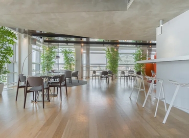 Uffici e spazi aziendali disponibili per l'affitto a Milano di 100 m², Piazza IV Novembre 7 - 5 | MatchOffice.it