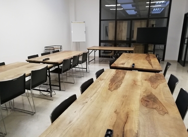 140 m² Conference space in Bologna, Via Cesare Boldrini 18a (40121) - 1 | MatchOffice.com