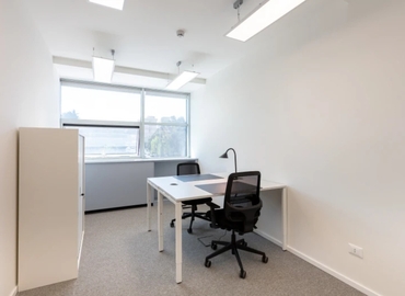 Prenota una sala conferenze accogliente a Municipio IX di 30 m², Viale Luca Gaurico 91/93 - 9 | MatchOffice