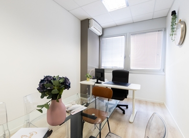 Trova ufficio coworking adatto a Bari di 70 m², Via Sparano da Bari 72 - 4 | MatchOffice.it