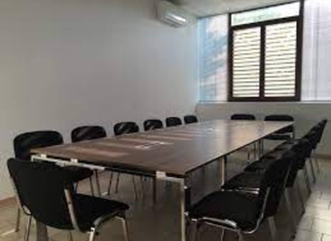 Esplora spazio coworking comodo a Milano di 25 m², Via  Buozzi - 2 | MatchOffice