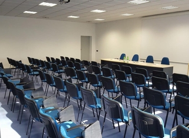 30 m² Conference hall in Modena, Viale Virgilio 52E (41100) - 4 | MatchOffice.com