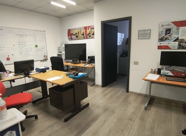 34 m² Coworking space  in Milan, Via Giosuè Carducci 39 (20099) - 1 | MatchOffice