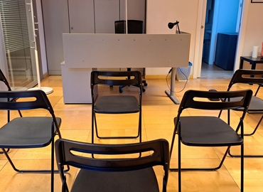 Scegli uno spazio per conferenze accogliente a Bologna di 10 m², Via Pasquale Muratori 7 - 2 | MatchOffice.it