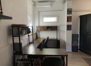 48 m² Coworking space  in Bologna, Via Sante Vincenzi 2 (40138) - 1 | MatchOffice