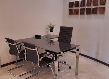 Prenota un centro conferenze affidabile a Brescia di 30 m², Via Cipro 1 - 6 | MatchOffice.it