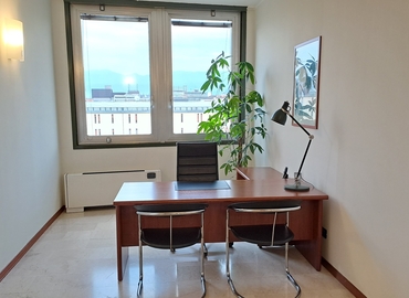 Affitta una sala riunioni accogliente a Brescia di 30 m², Via Cipro 1 - 4 | MatchOffice