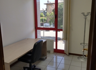 200 m² Coworking space  in Mestre, Via Aldo Moro 45 (30020) - 2 | MatchOffice.com