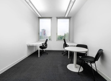 Trova ufficio coworking flessibile a Milano di 70 m², Via Pietro Paleocapa 7 - 9 | MatchOffice.it