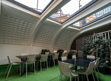 Affitta uno spazio per conferenze affidabile a Milano di 26 m², Via Manfredo Camperio 4 - 5 | MatchOffice.it