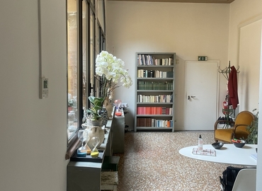 Prenota una sala conferenze accogliente a Bologna di 60 m², Via Marsala 28 - 3 | MatchOffice