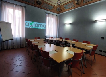 Scegli una sala conferenze affidabile a Modena di 50 m², Via San Giovanni del Cantone 47 - 3 | MatchOffice.it