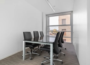 Affitta il nostro ufficio virtuale funzionale a Milano, Piazza IV Novembre 7 - 8 | MatchOffice