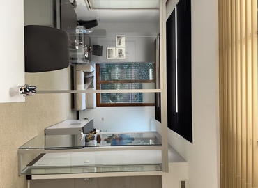 Office Via dei Cavalieri del Santo Sepolcro 12 20121 Milan