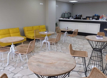 Uffici arredati da affittare a Napoli di 30 m², Via Eleonora Duse 26 - 16 | MatchOffice