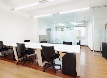 60 m² Business space in Milan, Piazza della Repubblica 32 (20124) - 2 | MatchOffice.com