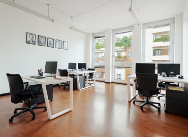 Esplora il nostro ufficio virtuale comodo a Milano, Piazza della Repubblica 32 - 2 | MatchOffice.it