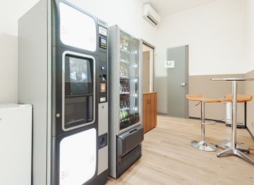 Uffici arredati da affittare a Milano di 38 m², Via Finocchiaro Aprile 14 - 7 | MatchOffice.it