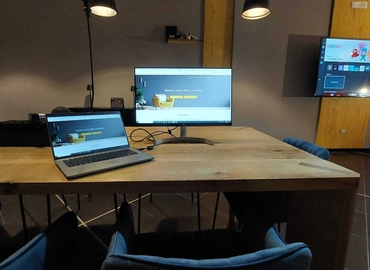 Office Via Ravenna 107 65122 Pescara