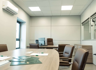 Scegli una sala conferenze affidabile a Rende di 110 m², Feroleto Antico - 3 | MatchOffice.it