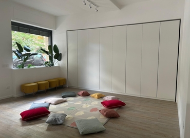 Scegli uno spazio per conferenze accogliente a Municipio VIII di 45 m², Via Adelaide Bono Cairoli 47 - 3 | MatchOffice