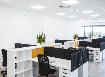90 m² Co-working  in Pescara, Via Vella 24 (66100) - 1 | MatchOffice.com