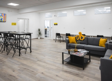  Meeting room in Pescara, Via Vella 24 (66100) - 2 | MatchOffice