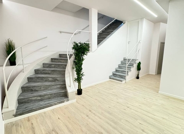 Office Via Gian Giacomo Mora 11 20123 Milan